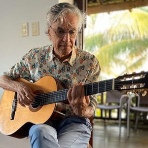 Mulher Que Chamou Caetano Veloso De Macaco Ped Filo Condenada A