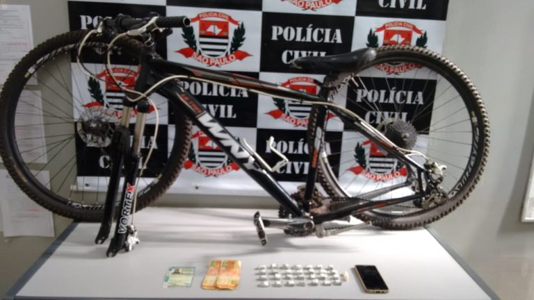 Policiais da DISE prendem suspeito de tráfico no Avelino Palma