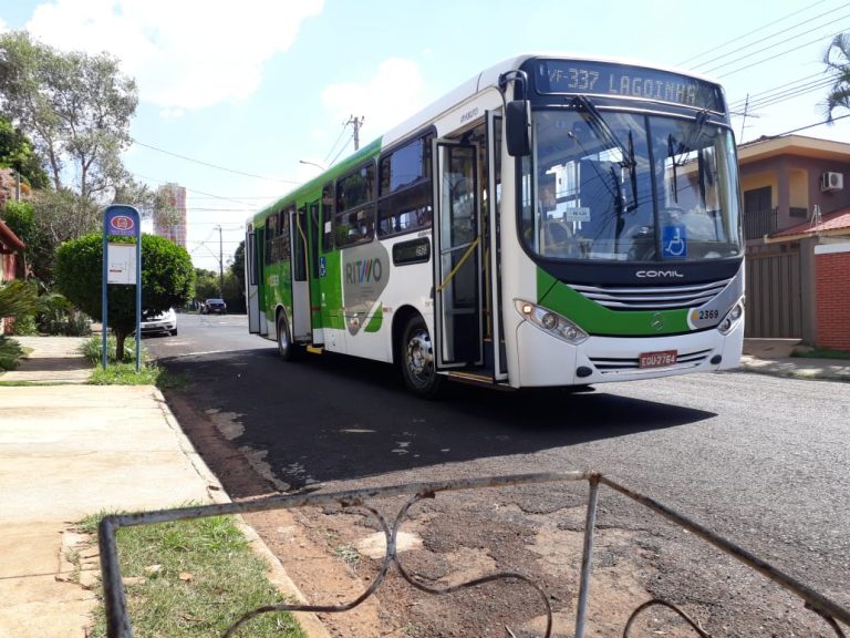 Estudante é atropelado por ônibus do transporte coletivo na Lagoinha, em Ribeirão Preto