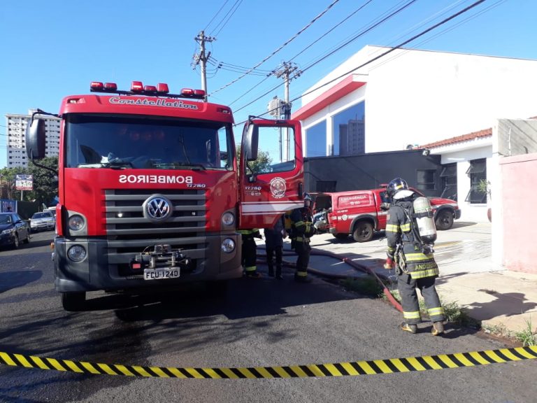 Incêndio assusta moradores no Jardim São Luiz, zona Sul de Ribeirão Preto