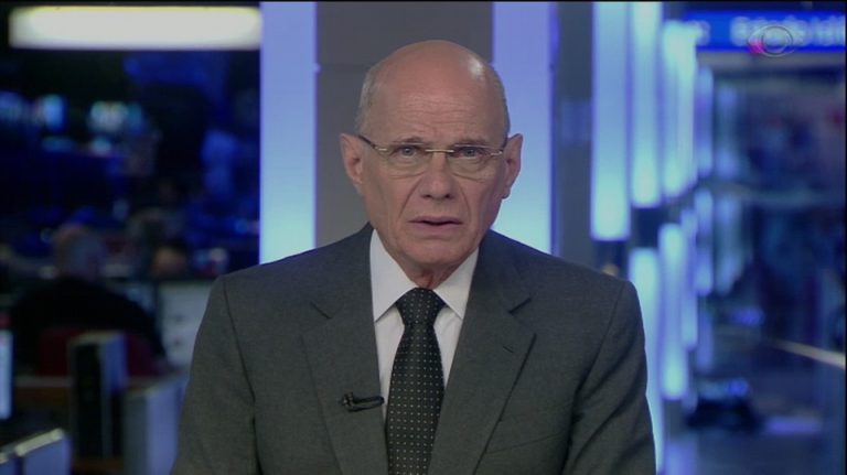 Jornalista Ricardo Boechat morre em acidente de helicóptero em São Paulo