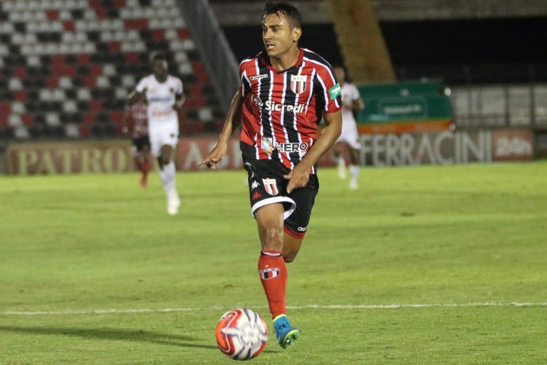 Nadson garante que elenco está recuperado de desgaste físico