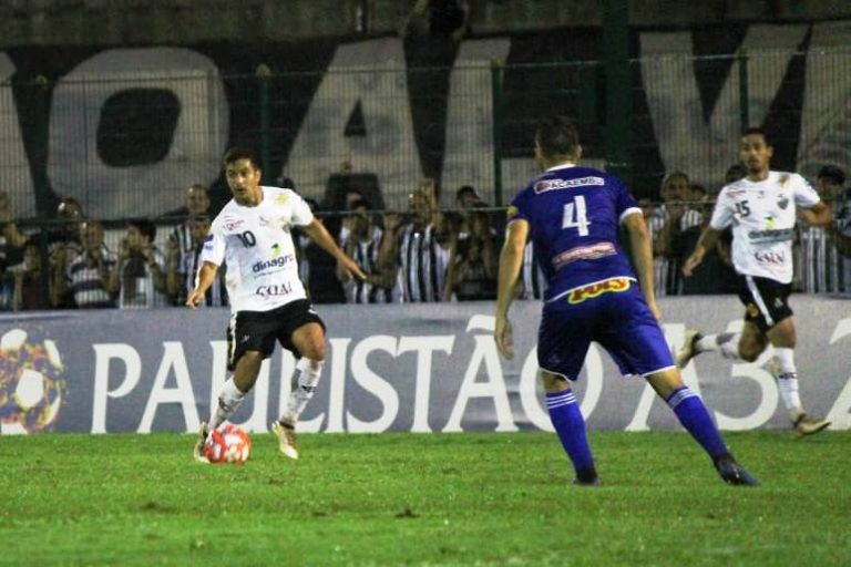 Comercial mira vitória contra Batatais para cravar a classificação