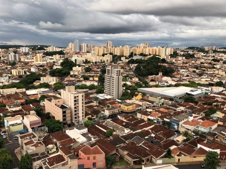 Meteorologia | Ribeirão Preto tem previsão de calor e possibilidade de chuva isolada nesta quarta-feira