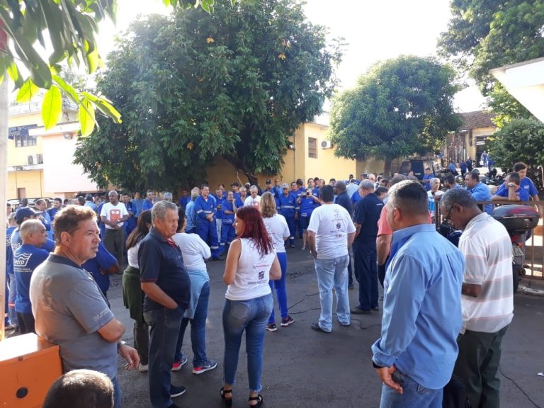 Funcionários do Daerp se mobilizam para discutir situação salarial dos servidores públicos