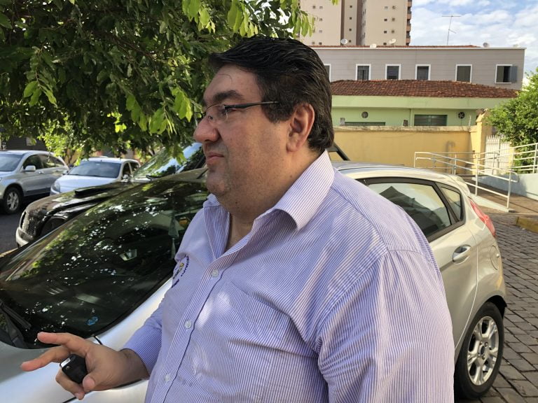 Pai afirma que filho foi constrangido por professor durante discussão sobre Bolsonaro em escola de Ribeirão