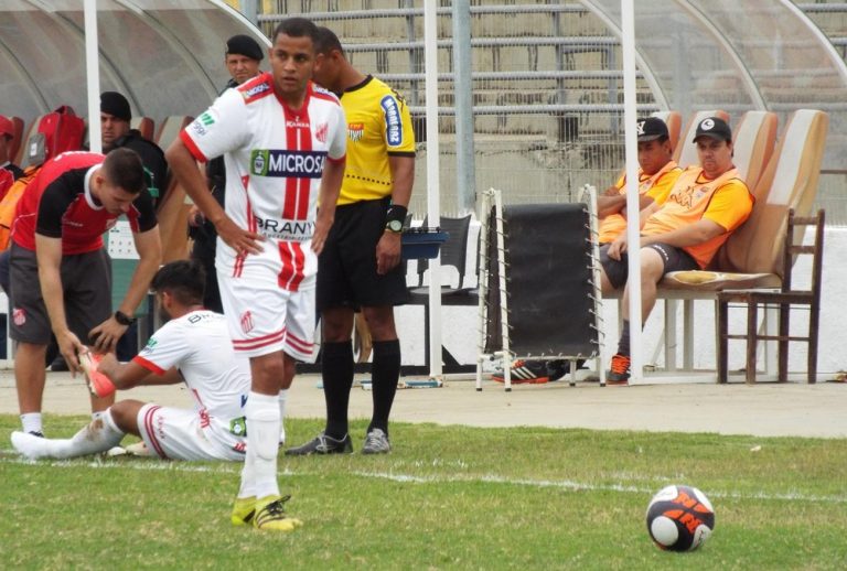 Indicado por Roberval Davino, atacante Douglas reforça o Leão na Copa Paulista