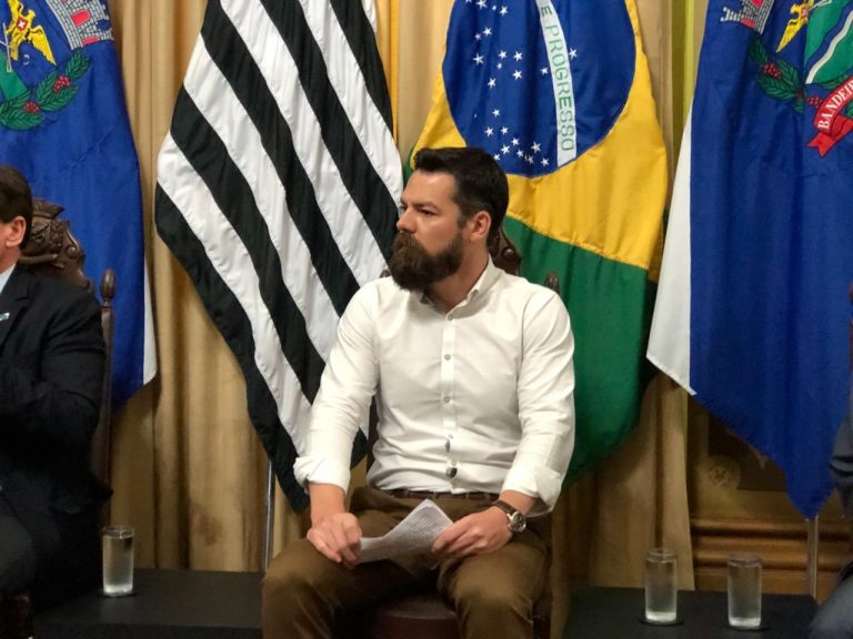 Secretário da Educação explica sobre expansão de vagas no ensino