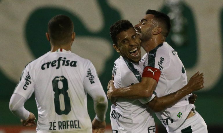 Brasileirão: Palmeiras vence mais uma e segue na liderança da competição