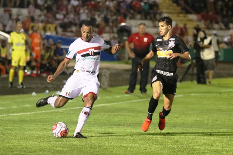 Ingressos para amistoso Botafogo x Corinthians são vendidos com preços de R$ 15 a R$ 120