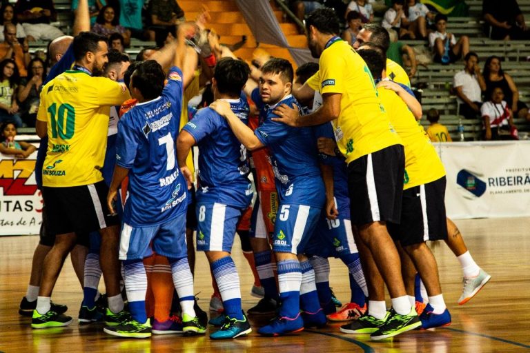Brasil vence a Argentina e é campeão invicto do Mundial de Futsal Down