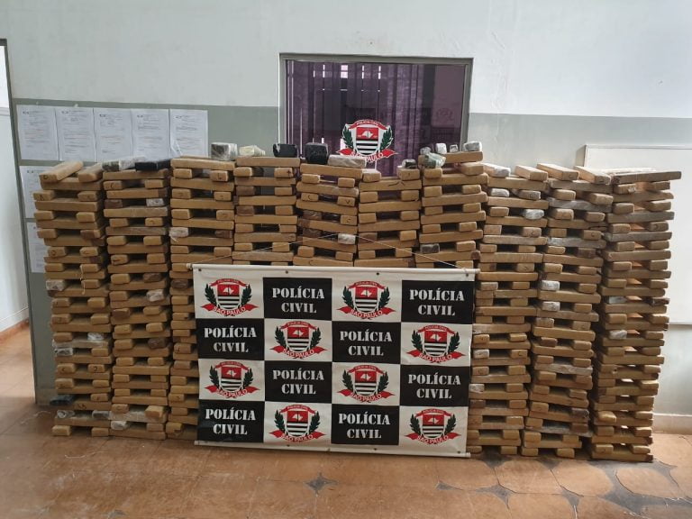 Homem é preso “estocando” 653 tijolos de maconha no Quintino Facci