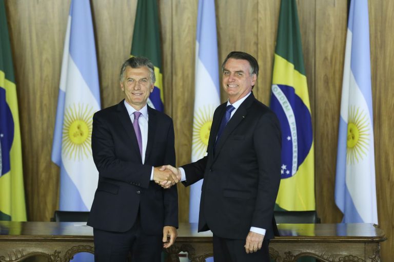 Em clima de renovação, Bolsonaro participa da Cúpula do Mercosul