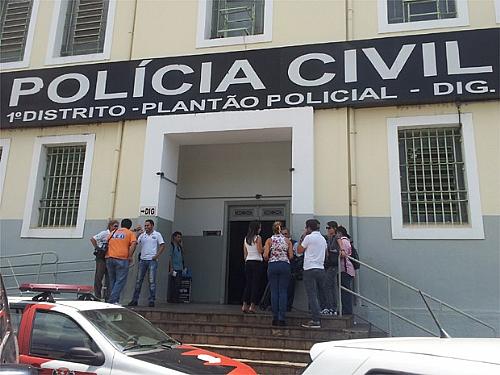 Homem é roubado ao entregar currículo no Centro de Ribeirão