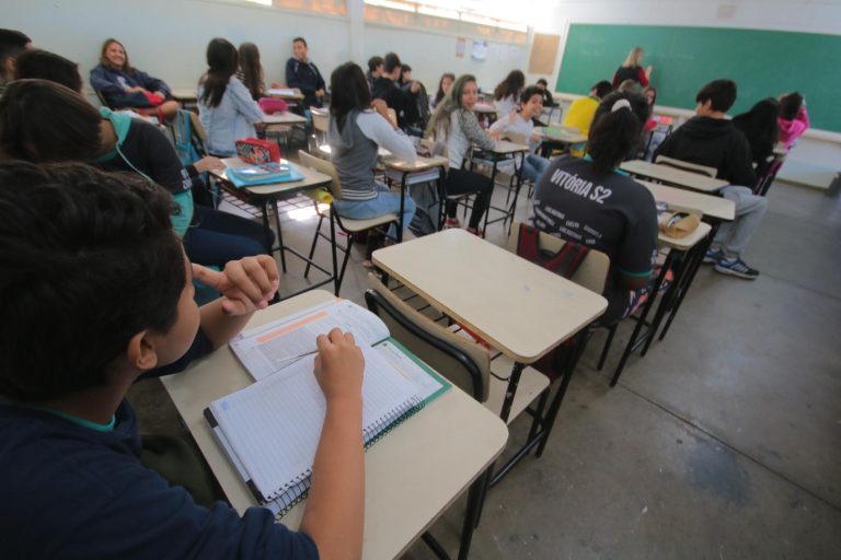 Prefeitura de Ribeirão Preto chama 53 professores aprovados em concurso