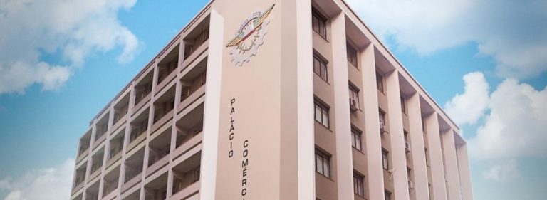 Associação Comercial e Industrial considera decreto do prefeito antidemocrático