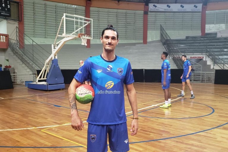 Vôlei Ribeirão apresenta novo levantador para o Paulista
