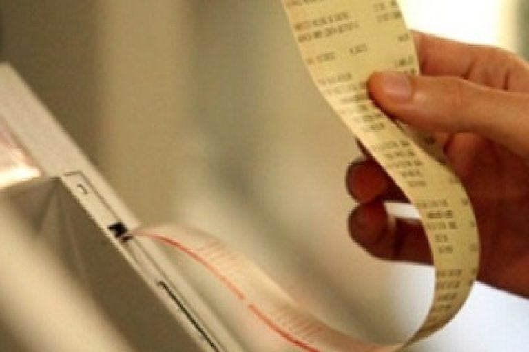 Perdeu, vovó | Idosos caem em golpe do bilhete premiado em Ribeirão; prejuízo supera R$ 240 mil