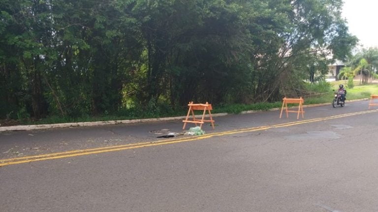 Trecho da avenida Independência é interditado nos dois sentidos