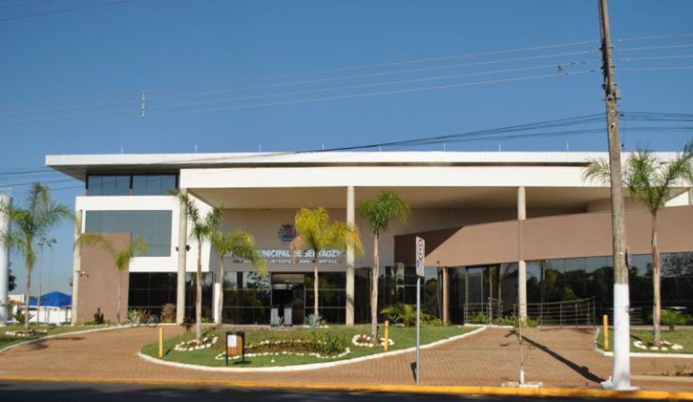 Confusão em bar faz vereador ser levado de viatura para a delegacia em Sertãozinho