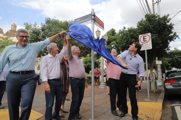 Ribeirão Preto ganha 43 mil novas placas de rua a partir de janeiro de 2020
