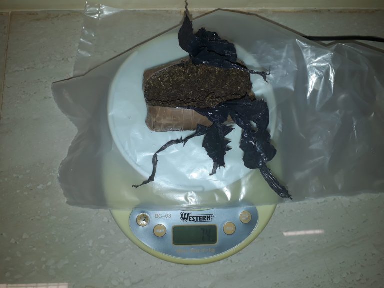 Mulheres são flagradas com drogas no ânus e no corpo em visita a penitenciárias da região