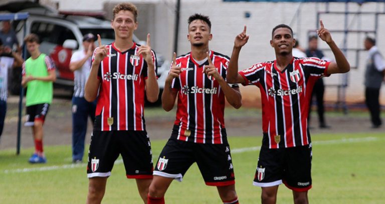 Botafogo goleia e Bafo tropeça na Copinha