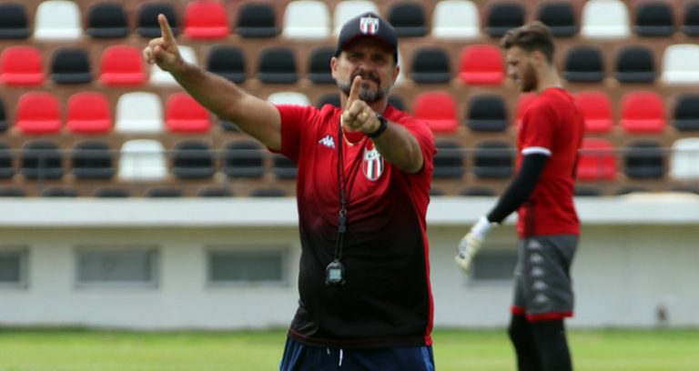 Com desfalques, Pantera encara o Timão na estreia do Paulista