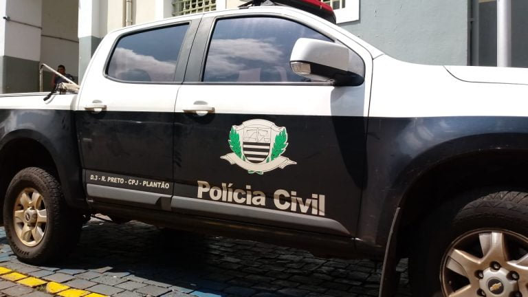 Adolescente de 15 anos procura a Polícia após ser estuprado por homem que conheceu em aplicativo de encontro