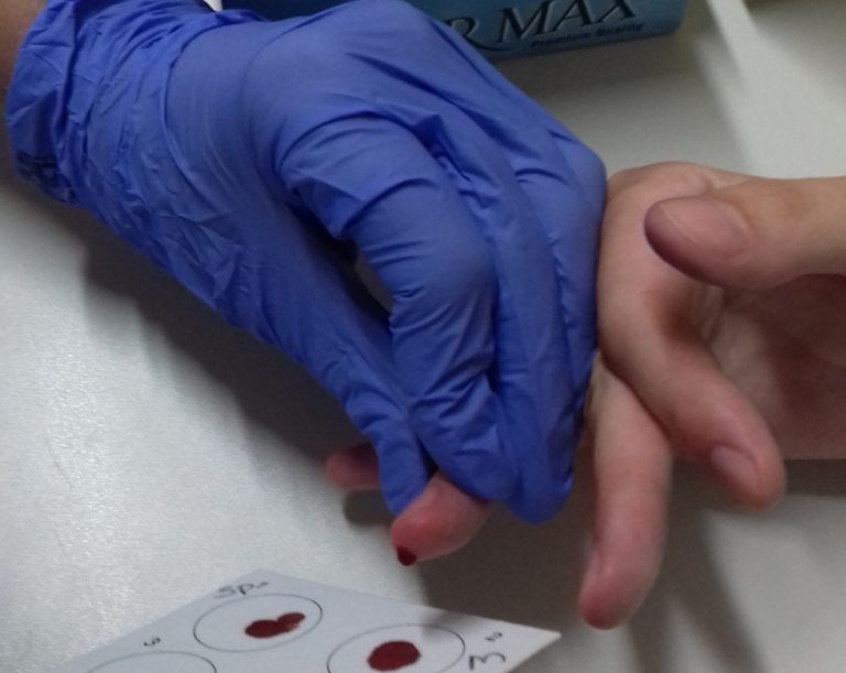 Projeto realiza exame de DNA gratuito para pessoas com insuficiência de recursos