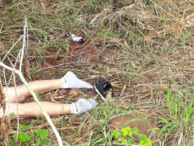 Corpo seminu de homem é encontrado na estrada Municipal