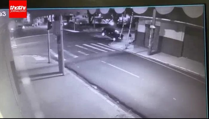 Vídeo | Homem é salvo por poste no centro de Ribeirão Preto