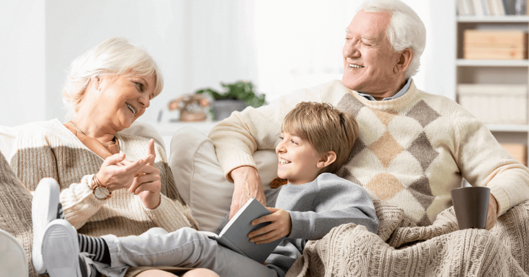 Psicóloga explica como lidar com crianças e idosos em época de coronavírus