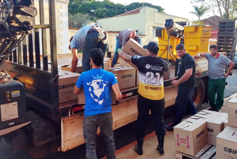 Grupo Moreno realiza doações de álcool para prefeituras e entidades da região