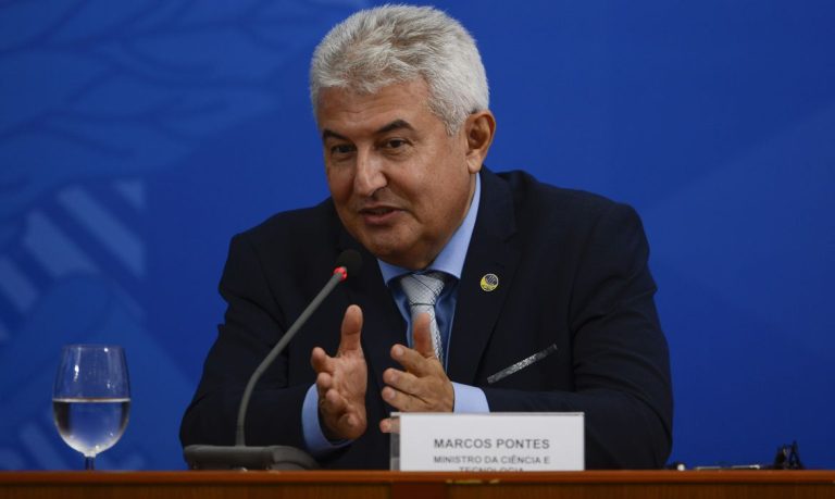 Coronavírus | Remédio encontrado por cientistas brasileiros apresenta 94% de eficácia