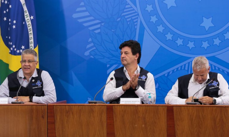 Mandetta diz que secretário de Vigilância em Saúde fica no cargo