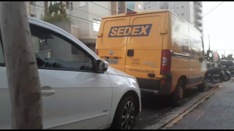 Vídeo | Em três dias, três carros dos Correios são alvos de assalto em Ribeirão