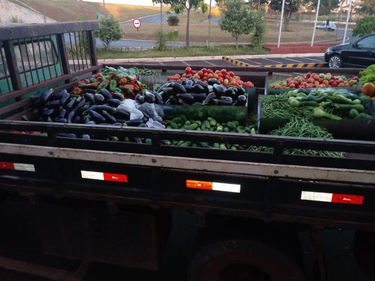 Mancha Alvinegra faz doações para três comunidades em Ribeirão Preto
