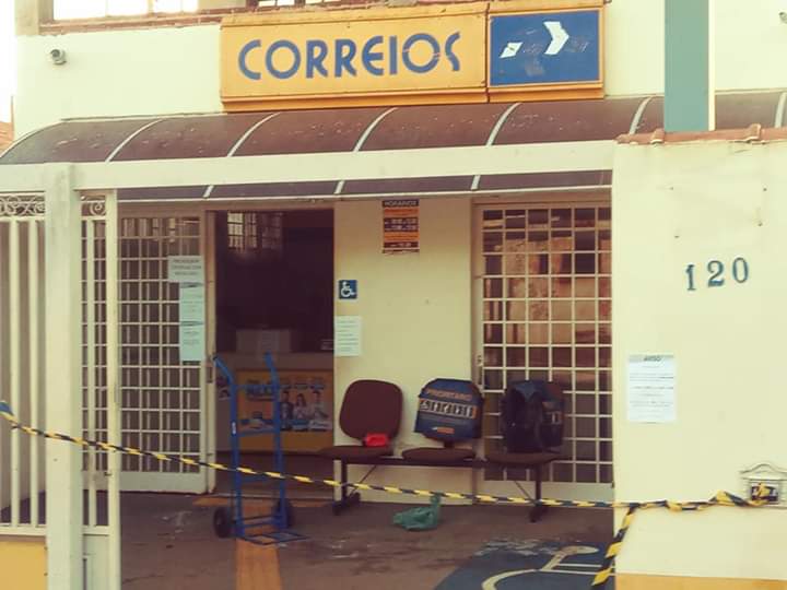 Ladrões furtam cofre dos Correios em Ibitiúva