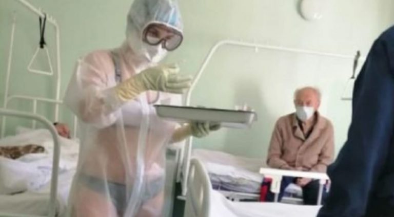 Enfermeira é suspensa de hospital depois de atender pacientes com Covid-19 apenas de lingerie