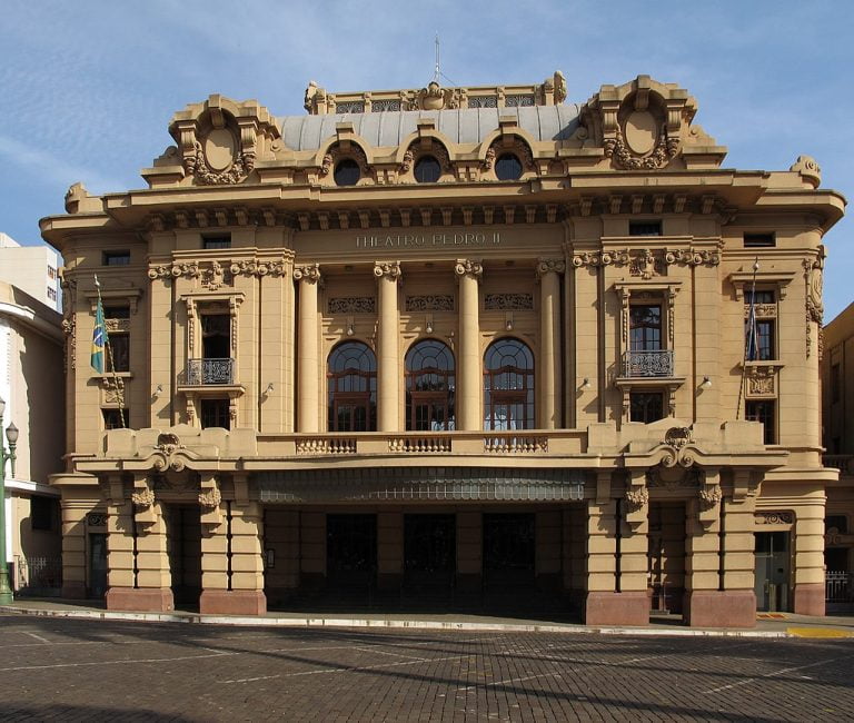 Drive-thru do comércio começa a funcionar nesta terça na esplanada do Pedro II
