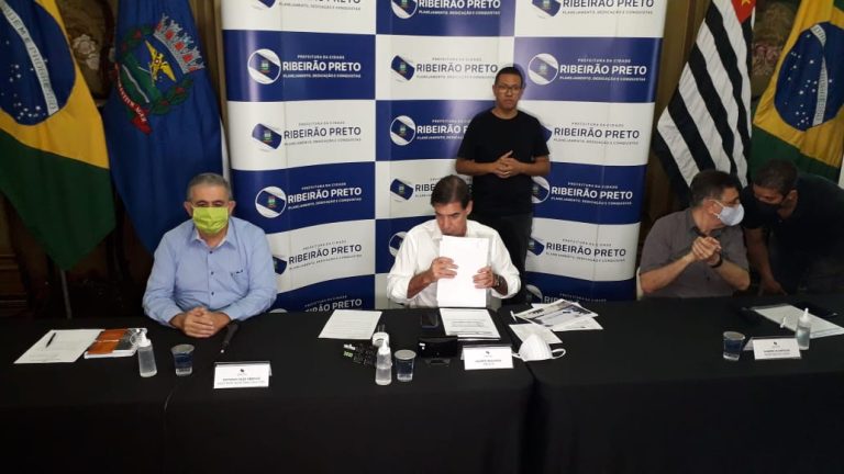 Duarte Nogueira anuncia a liberação de salões de beleza e barbearias em Ribeirão Preto