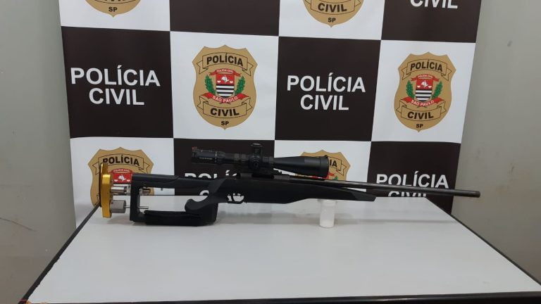 DISE/DEIC apreende fuzil sniper em mata do Ribeirão Verde