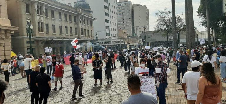 Ribeirão realiza ato contra o racismo e contra Bolsonaro