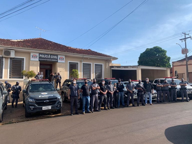 Operação conjunta do BAEP, PM e Polícia Civil contra o tráfico de drogas em Jardinópolis