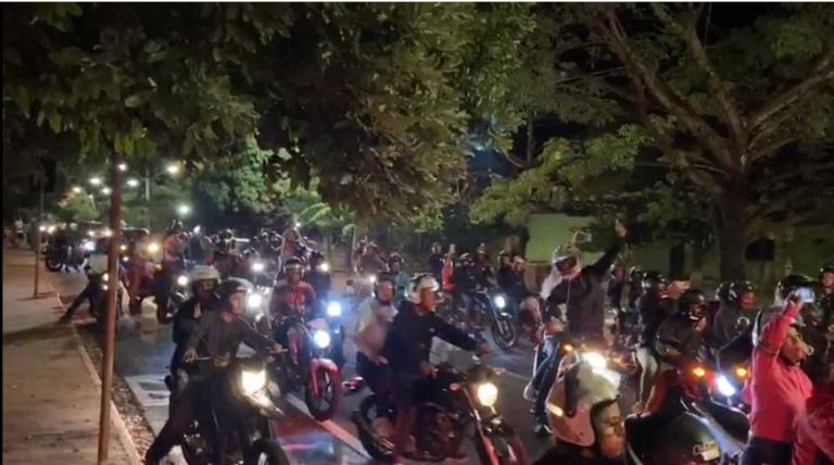 Vídeo | Mesmo com isolamento, Ribeirão registra “pancadão das motocas” no fim de semana