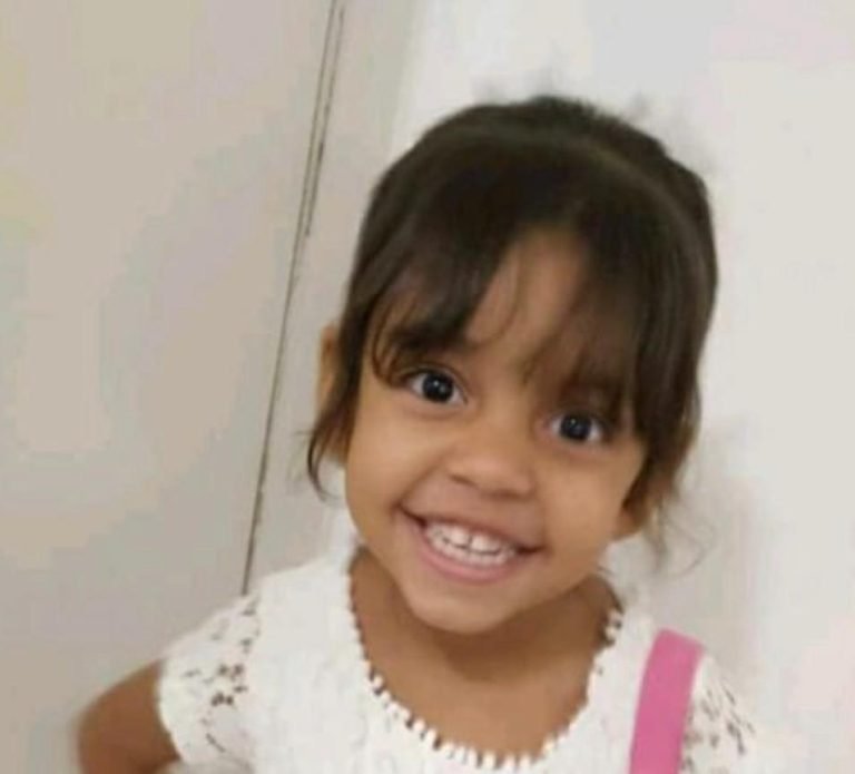 Polícia investiga morte de criança de 5 anos que caiu de escada e morreu após socorro na região