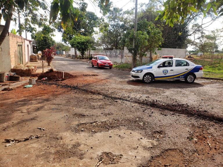 Homem é preso após tentar furtar água em tubulação da Daerp na zona Leste