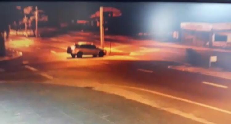 Vídeo | Câmera de vigilância flagra homicídio na avenida Brasil, em Franca