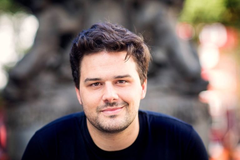 Autor do canal Eu me chamo Antônio participa de live  nesta terça-feira (14)